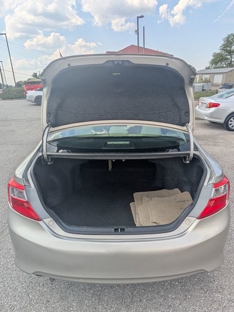 Used 2013 Toyota Camry XLE image 15