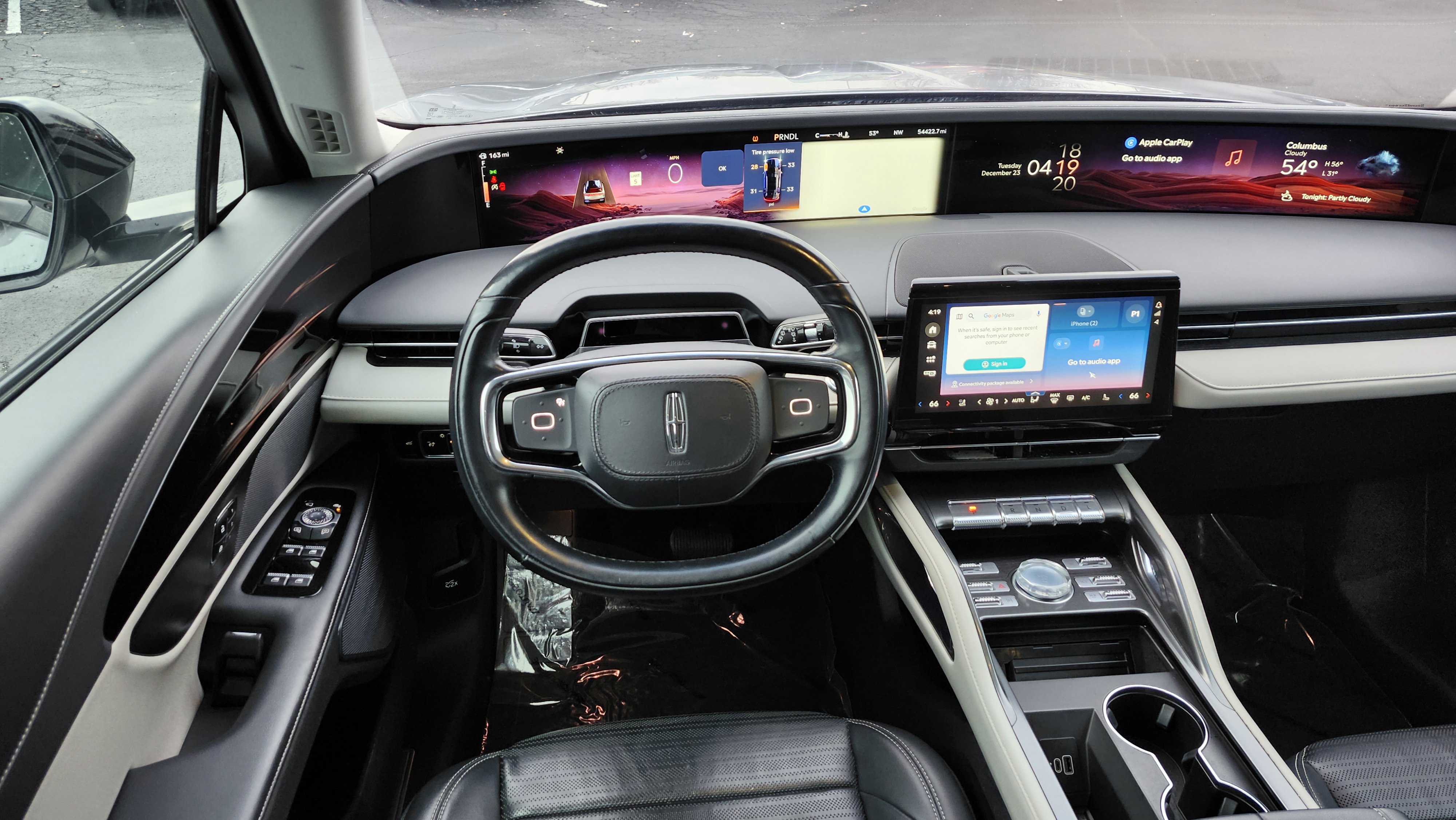 Used 2024 Lincoln Nautilus Reserve image 28