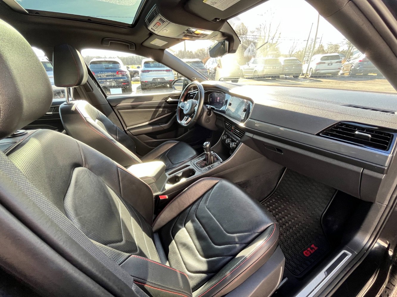 Used 2021 Volkswagen Jetta GLI Autobahn w/ GLI Autobahn Black Package image 32