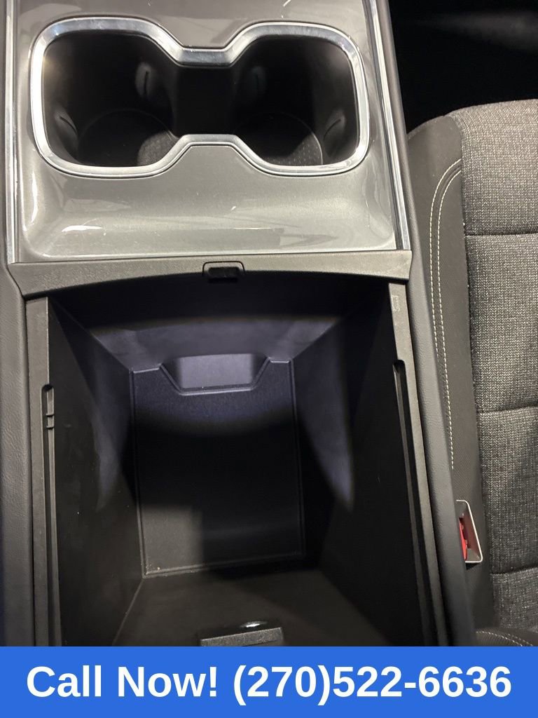 Used 2025 GMC Acadia Elevation image 29