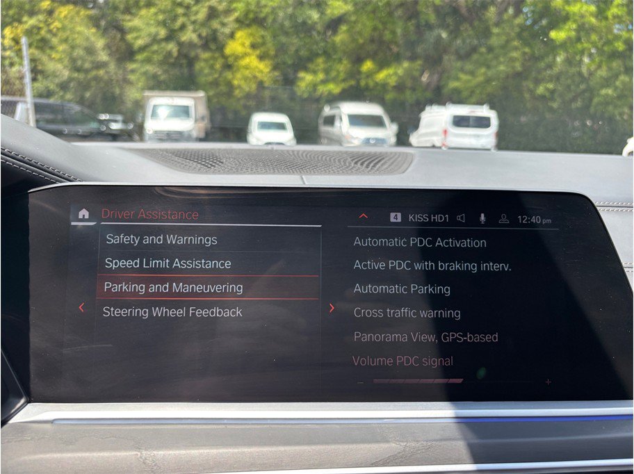 Used 2021 BMW X7 M50i w/ Executive Package AWD/4WD image 39