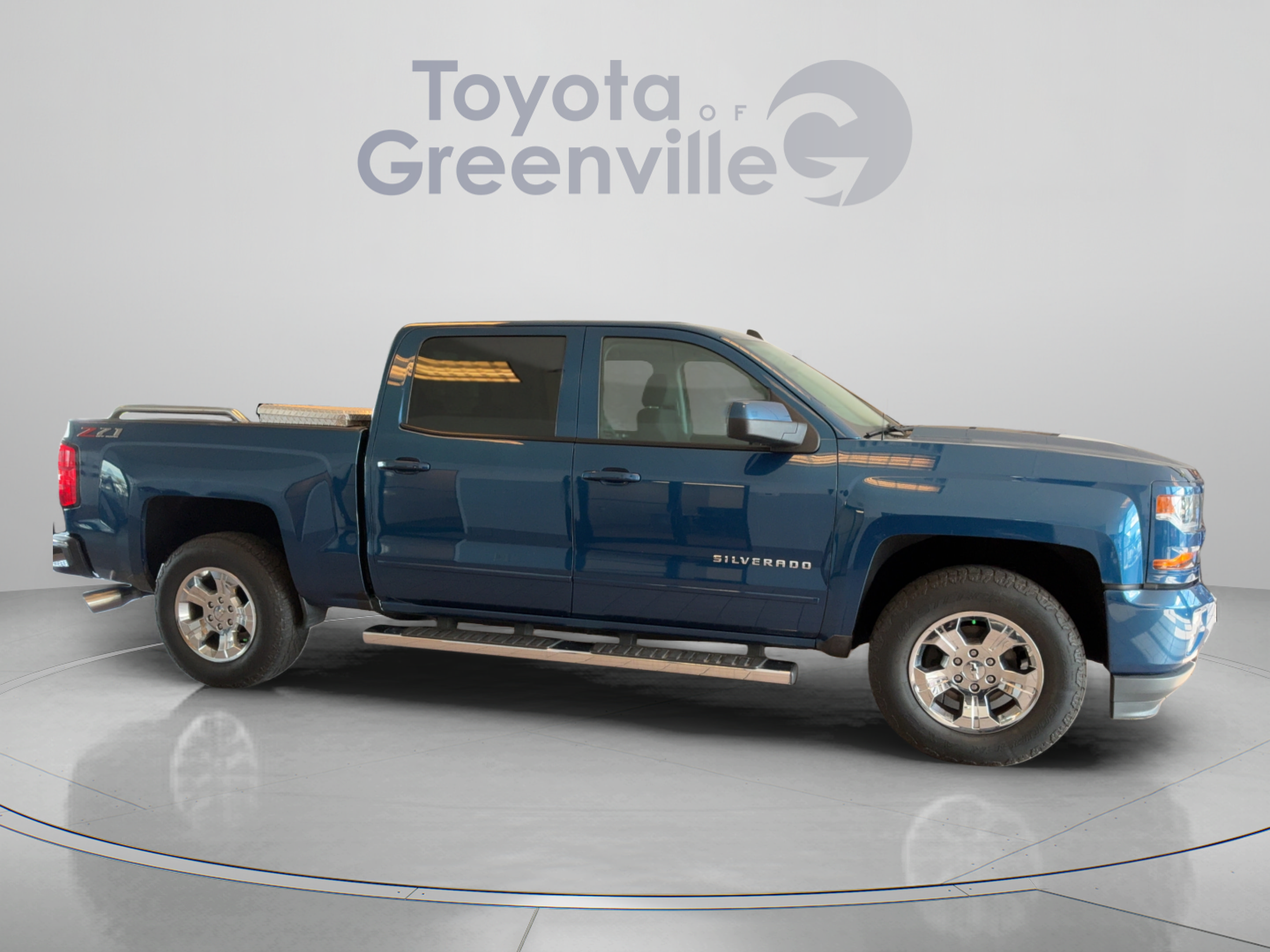 Used 2018 Chevrolet Silverado 1500 LT w/ All Star Edition AWD/4WD image 7
