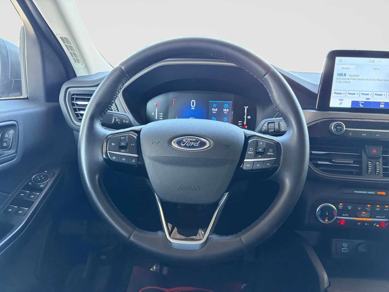 Used 2023 Ford Escape Active AWD/4WD image 29