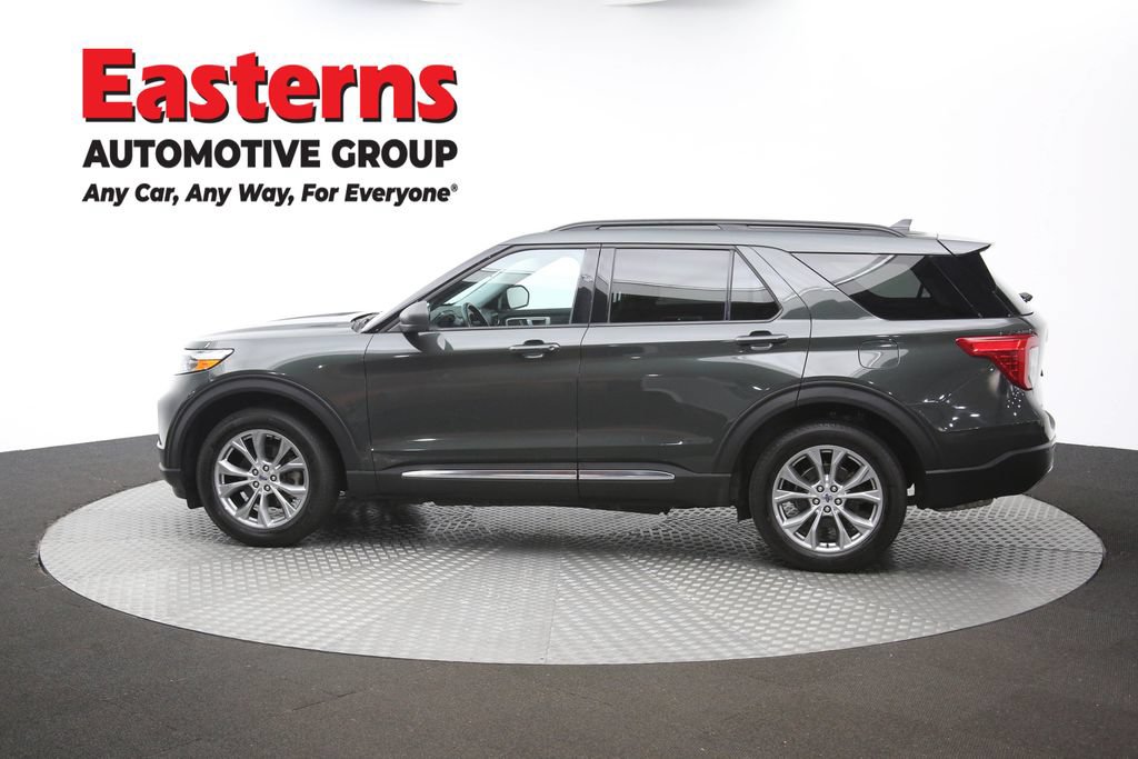Used 2022 Ford Explorer XLT w/ Equipment Group 202A AWD/4WD image 64