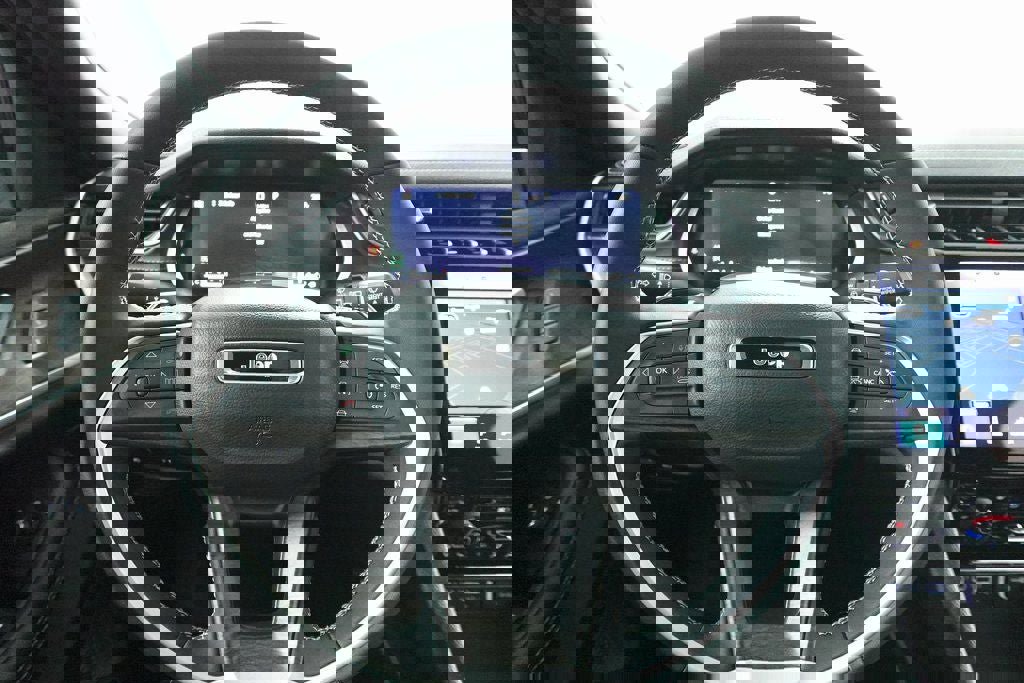 New 2025 Jeep Grand Cherokee L Limited w/ Luxury Tech Group II image 14