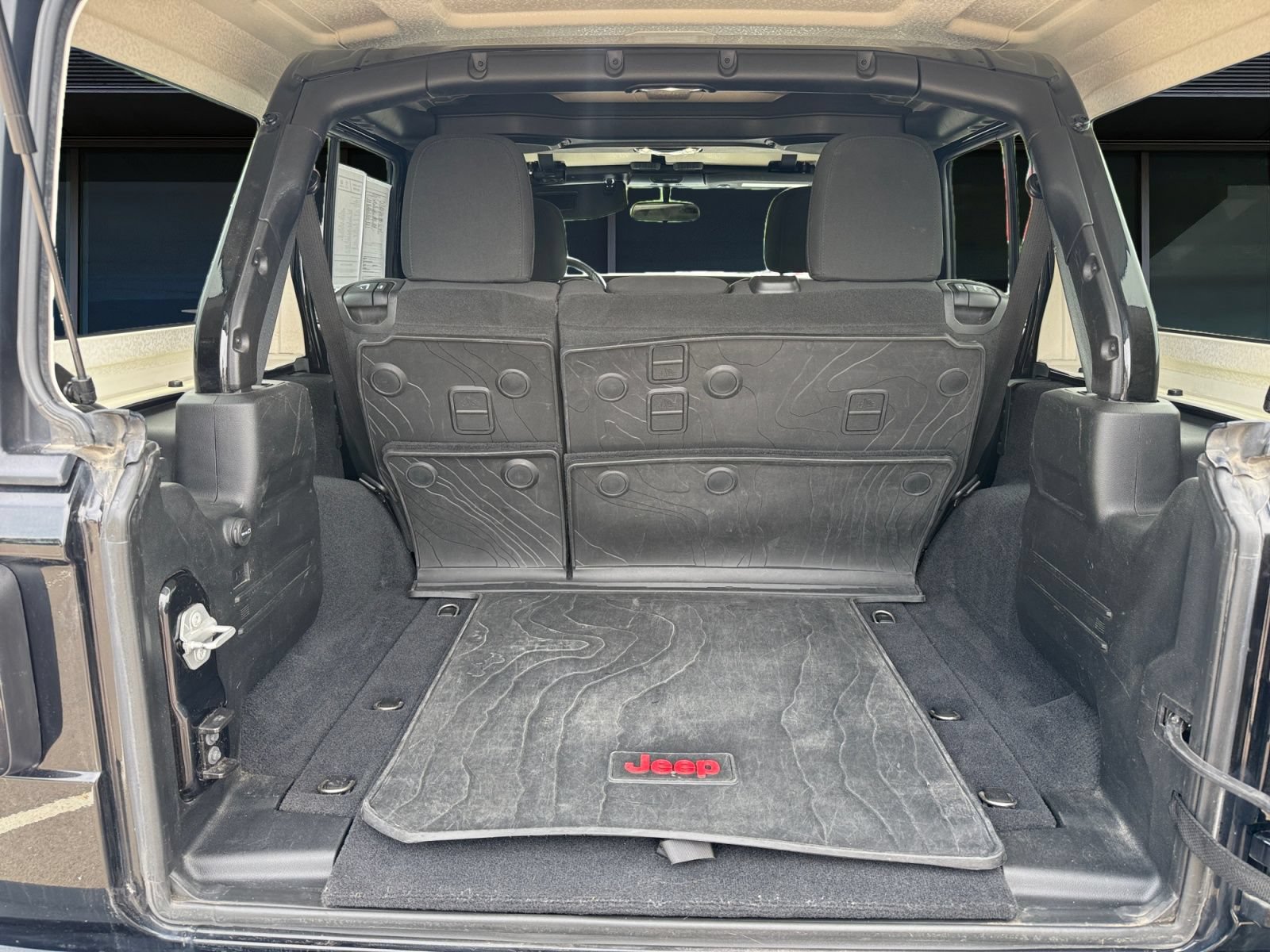 Used 2020 Jeep Wrangler Unlimited Sport S AWD/4WD image 11