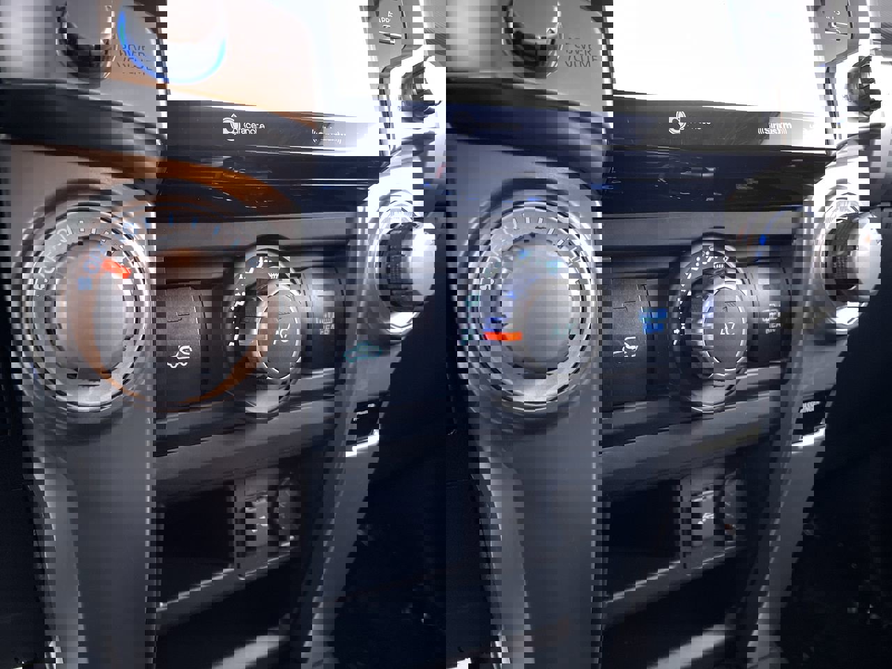 Used 2024 Toyota 4Runner SR5 Premium image 17