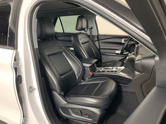 Used 2021 Ford Explorer XLT w/ Equipment Group 202A image 40