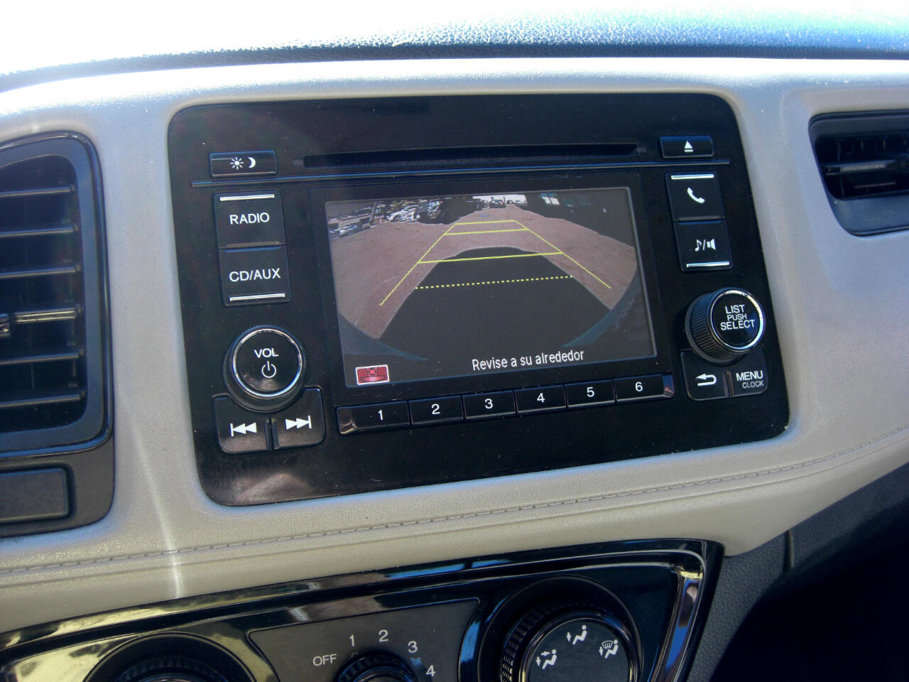Used 2017 Honda HR-V LX image 22