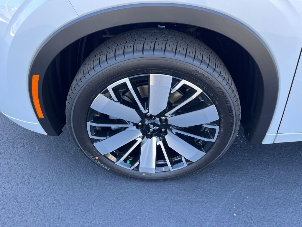 New 2025 Mitsubishi Outlander SEL image 10
