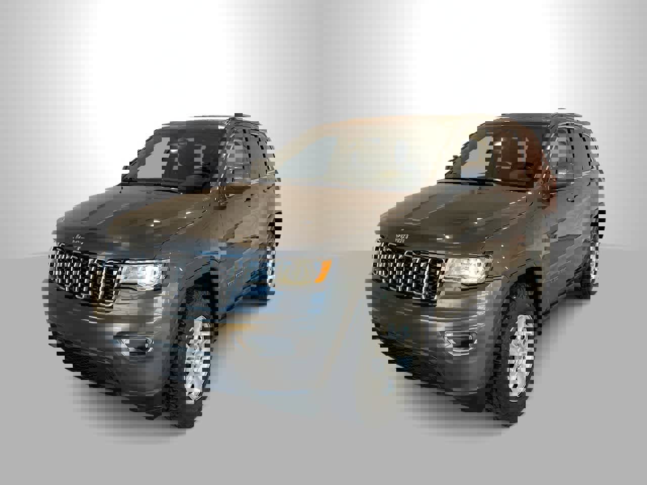 Used 2017 Jeep Grand Cherokee Laredo w/ Quick Order Package 23E image 1