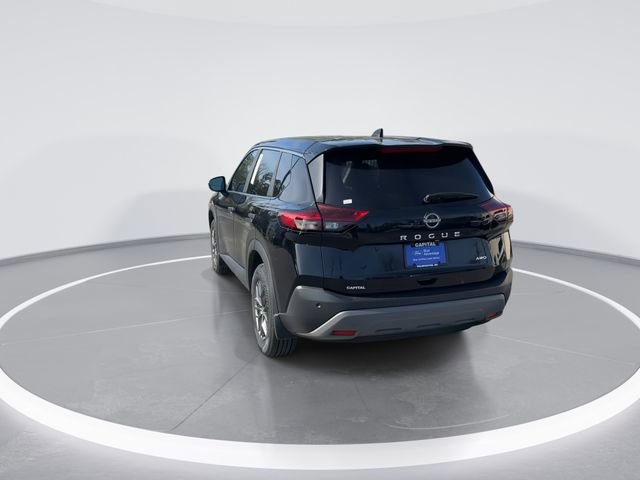 Used 2023 Nissan Rogue S image 5