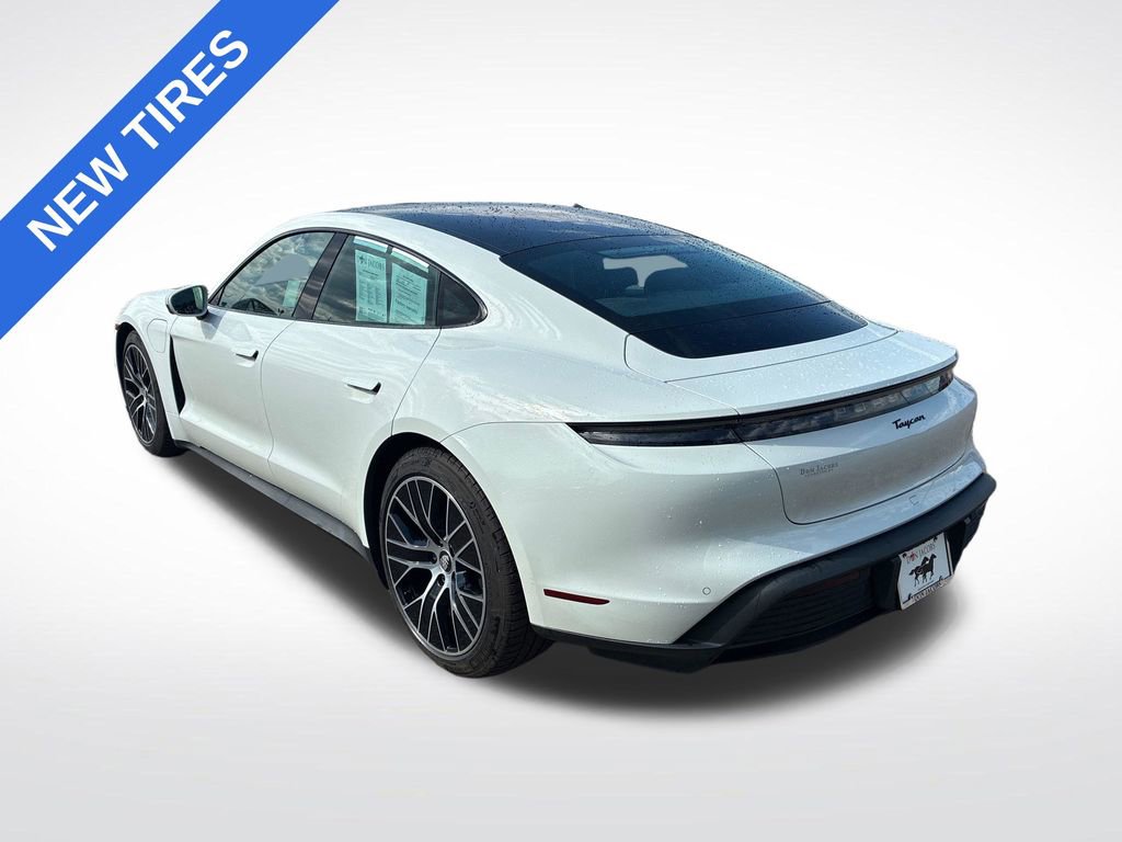 Used 2022 Porsche Taycan RWD image 5