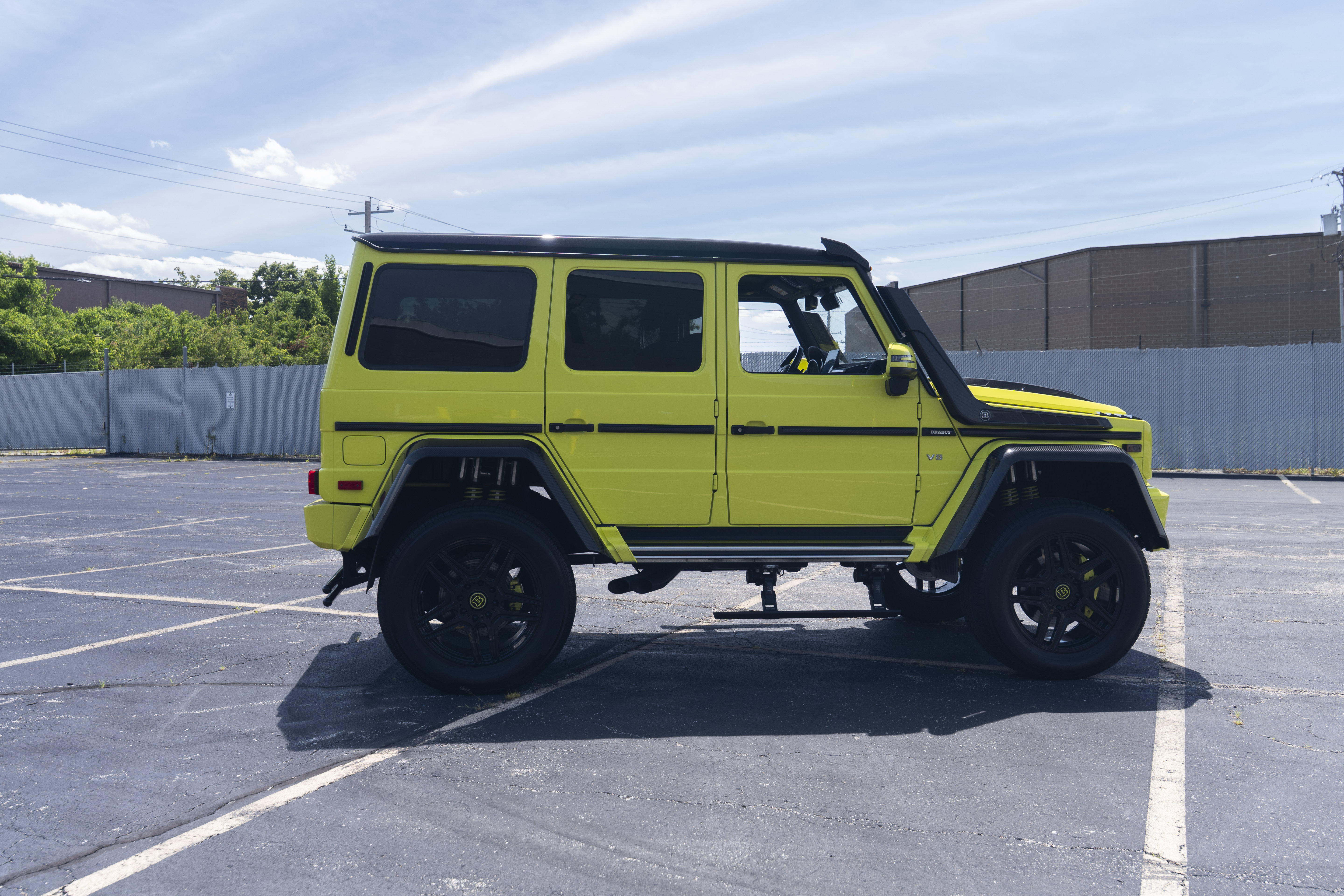 Used 2017 Mercedes-Benz G 550 Squared image 10