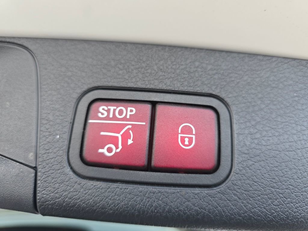 Certified 2023 Mercedes-Benz GLB 250 4MATIC image 20