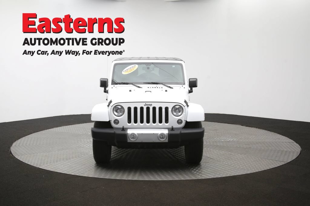 Used 2015 Jeep Wrangler Unlimited Sahara w/ Connectivity Group AWD/4WD image 53