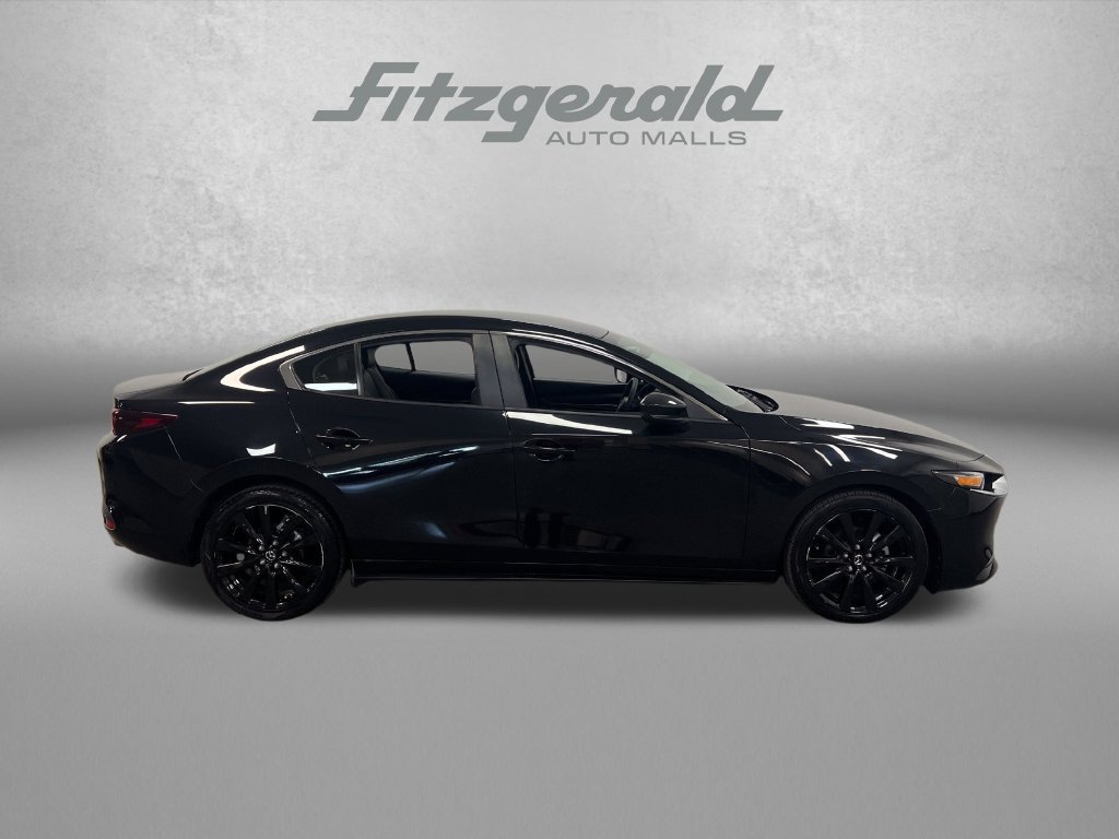 Used 2024 MAZDA MAZDA3 s FWD image 8
