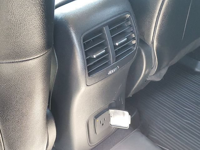 Used 2020 Ford Escape Titanium AWD/4WD image 33