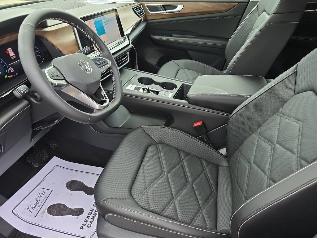 New 2026 Volkswagen Atlas SE FWD image 13