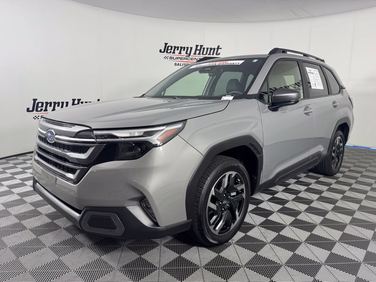 Used 2025 Subaru Forester Limited w/ Popular Package #2 AWD/4WD image 64