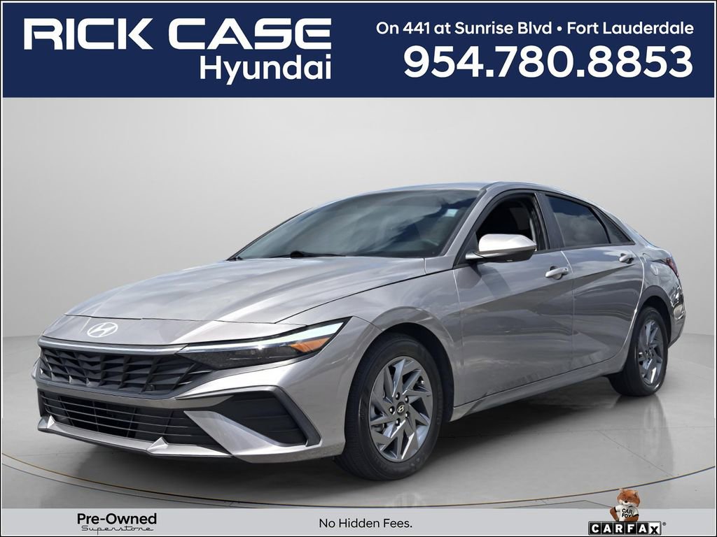 Certified 2024 Hyundai Elantra SEL FWD image 1