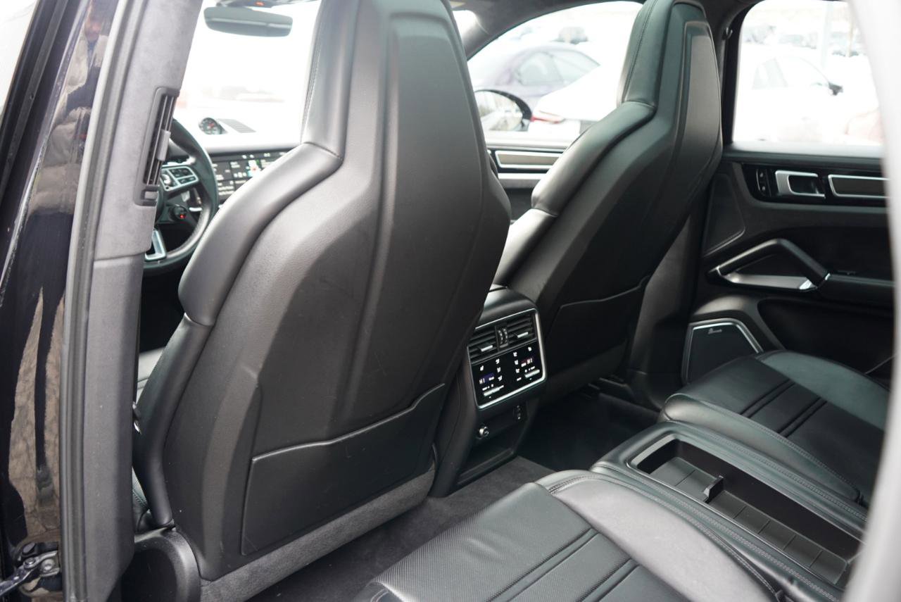Used 2021 Porsche Cayenne Turbo image 57
