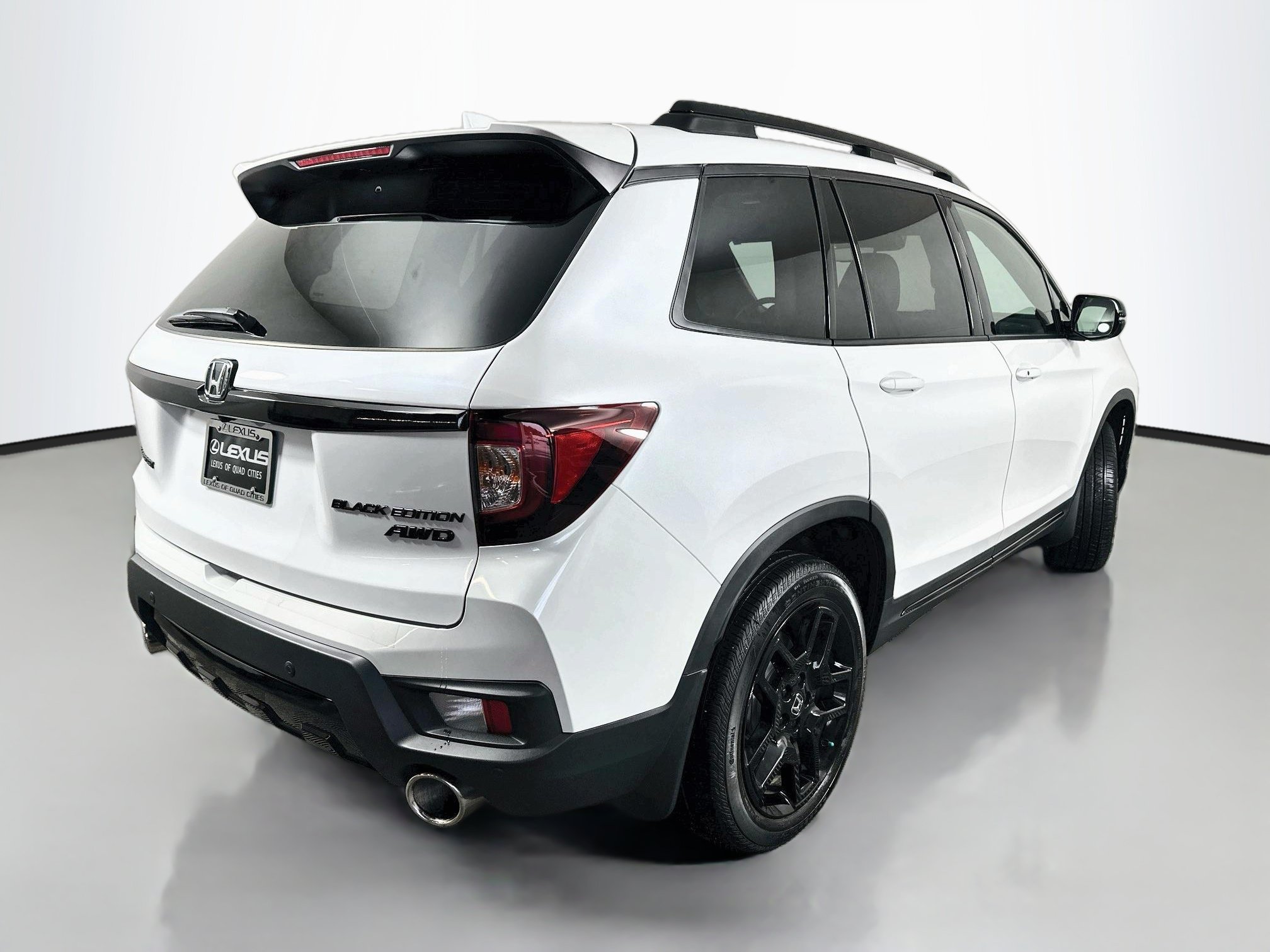 Used 2024 Honda Passport Black Edition image 7