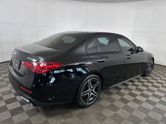 Used 2023 Mercedes-Benz C 300 4MATIC Sedan image 3