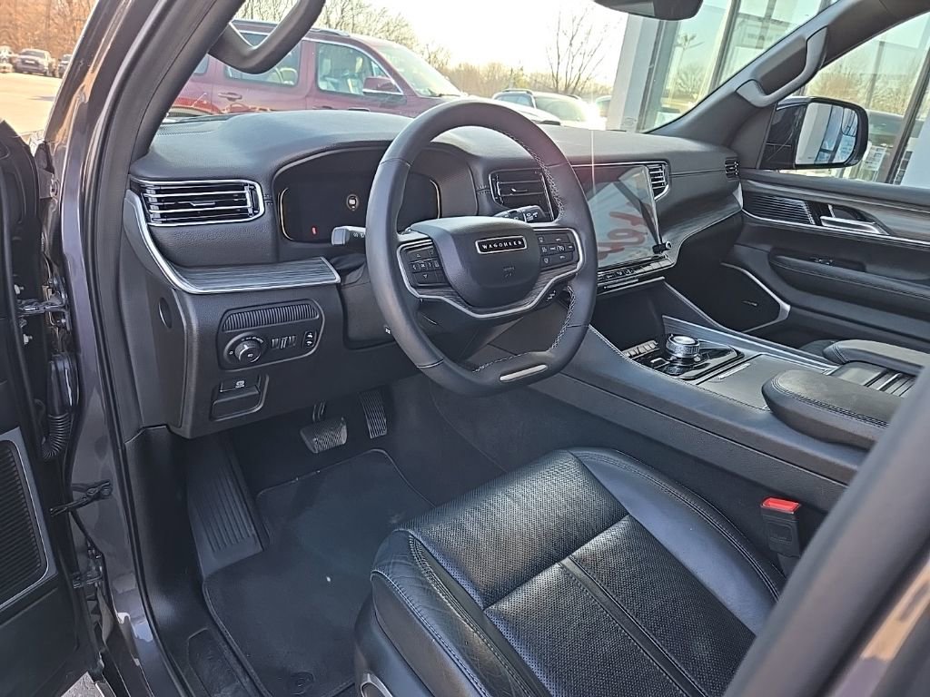 Used 2024 Jeep Wagoneer Series II image 38