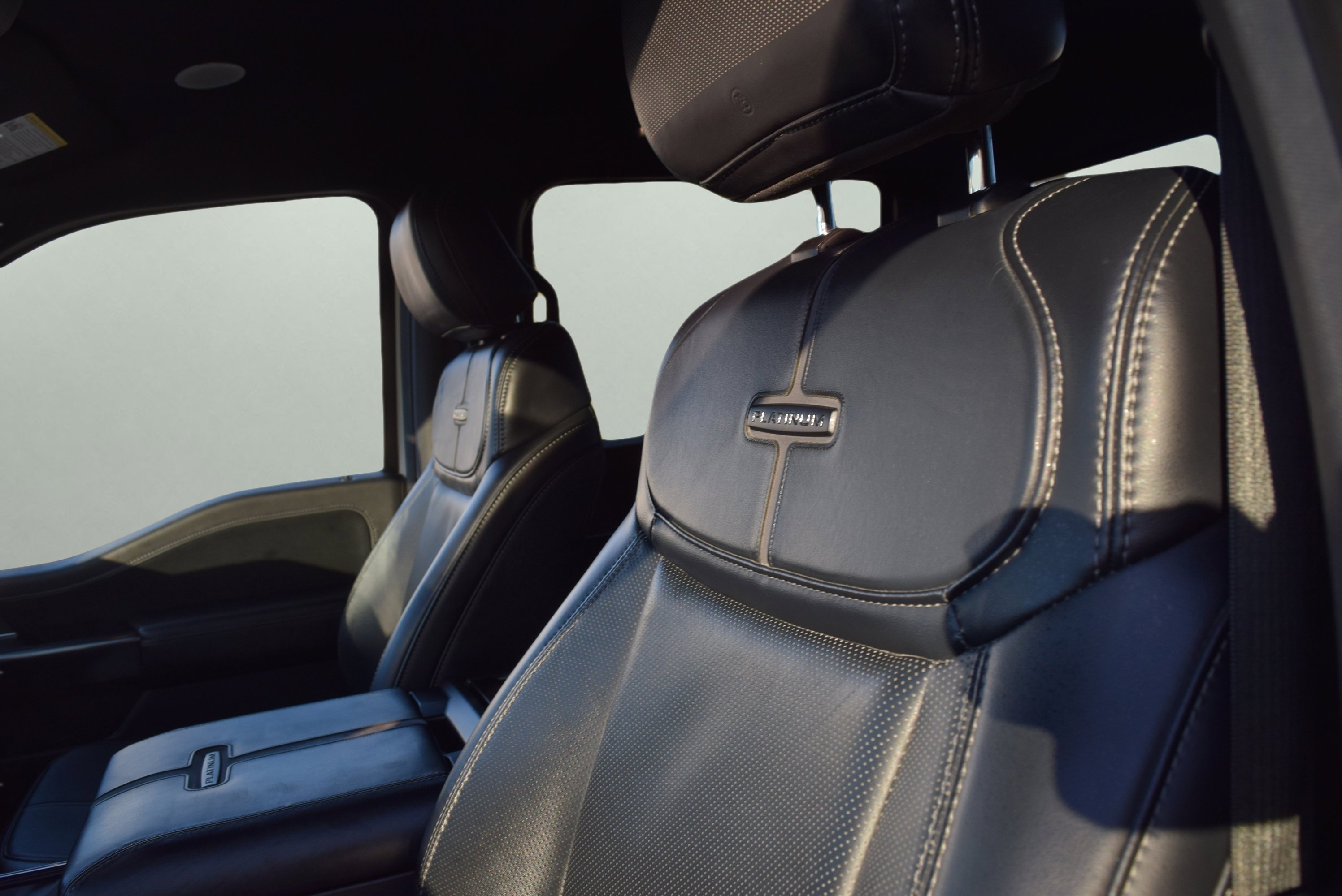 Certified 2022 Ford F150 Platinum w/ Equipment Group 701A High image 12