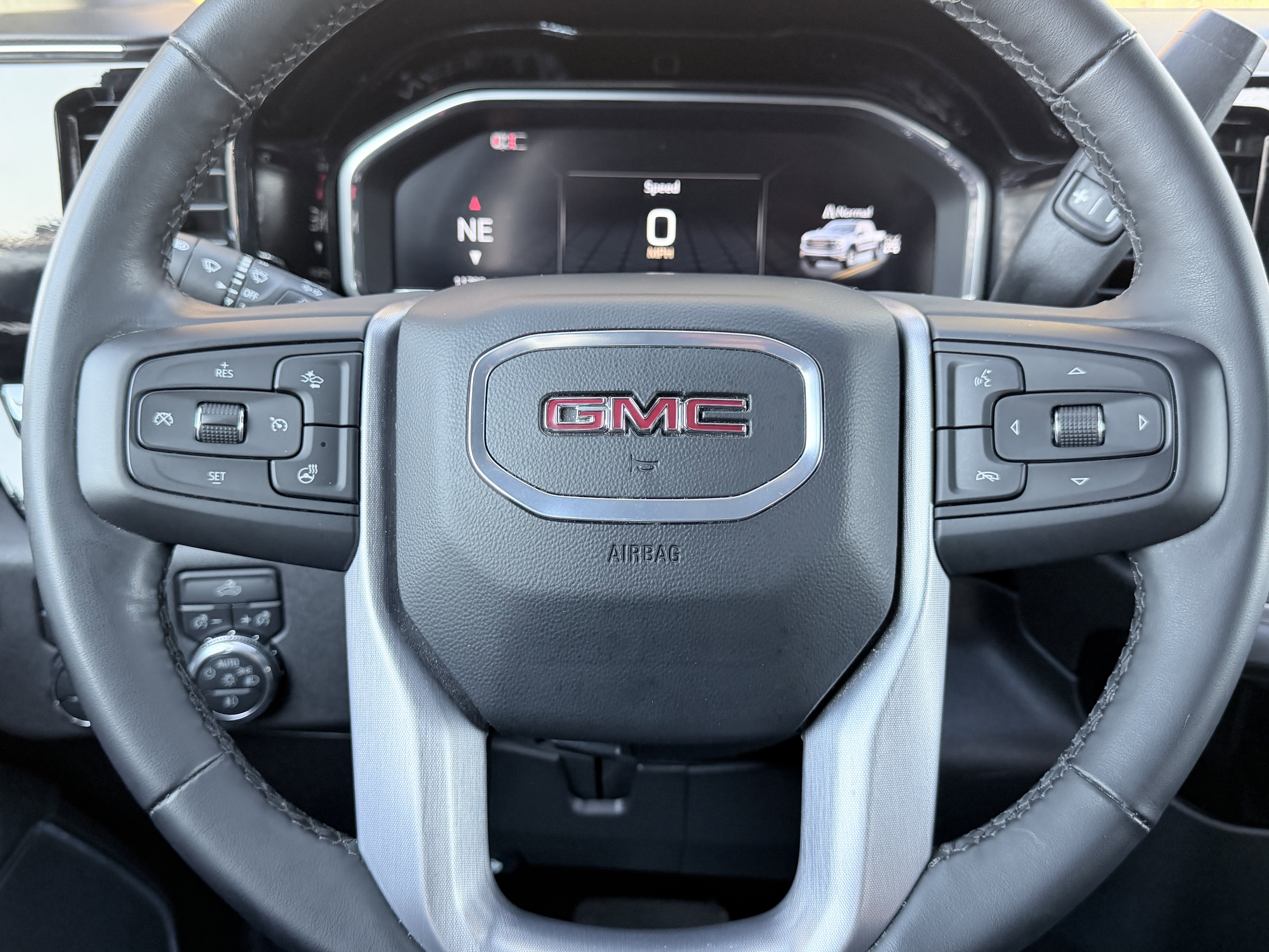 Used 2024 GMC Sierra 1500 Elevation image 36