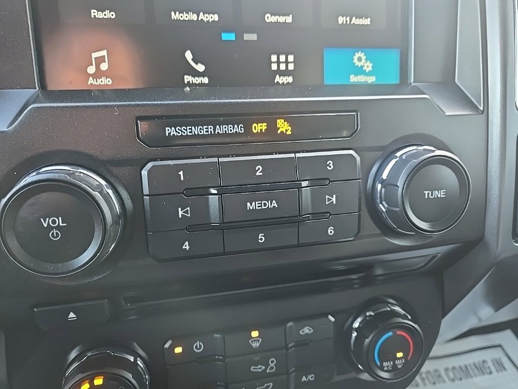 Used 2015 Ford F150 XLT image 58