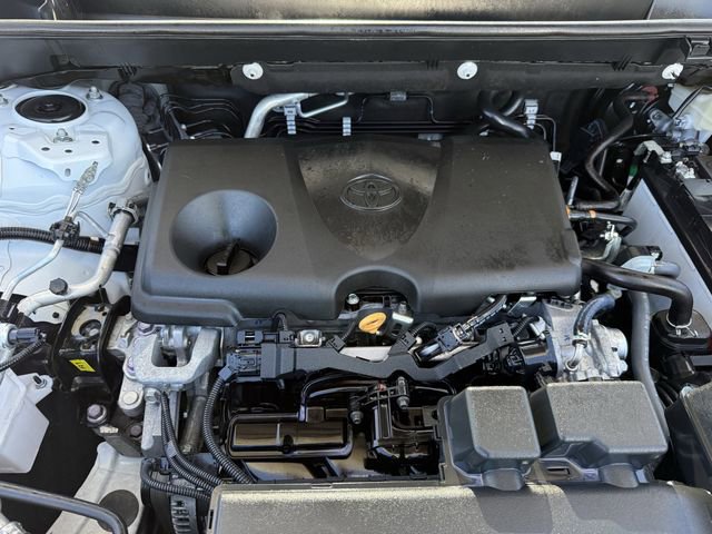 Used 2024 Toyota RAV4 XLE image 33
