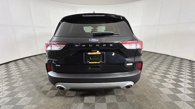 Used 2020 Ford Escape SE FWD image 3