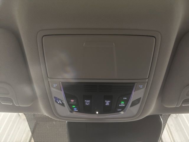 Certified 2025 Acura RDX SH-AWD w/ Advance Package image 26