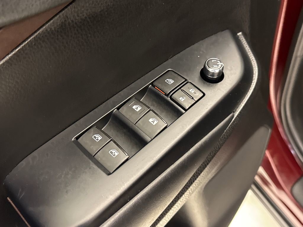 Used 2019 Toyota Highlander XLE AWD/4WD image 21