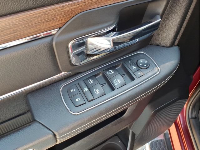 Used 2019 RAM 1500 Laramie w/ Convenience Group AWD/4WD image 16