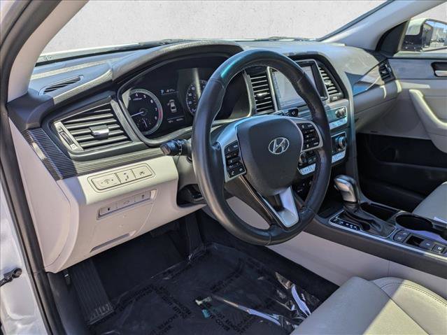 Used 2019 Hyundai Sonata Limited w/ Ultimate Package 04 FWD image 10