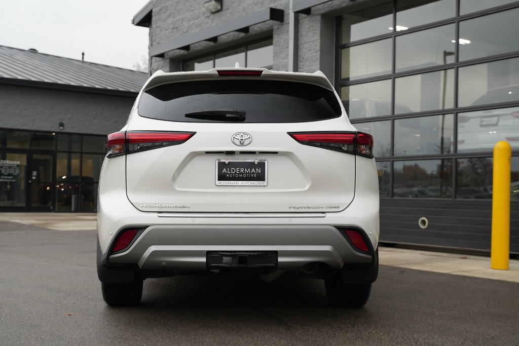 Used 2021 Toyota Highlander Platinum image 14
