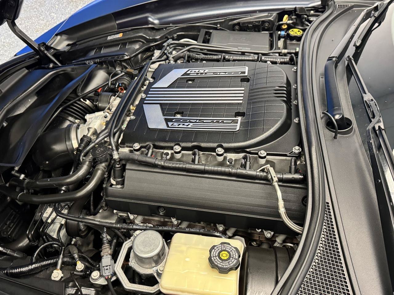 Used 2015 Chevrolet Corvette Z06 w/ 2LZ Preferred Equipment Group RWD image 23