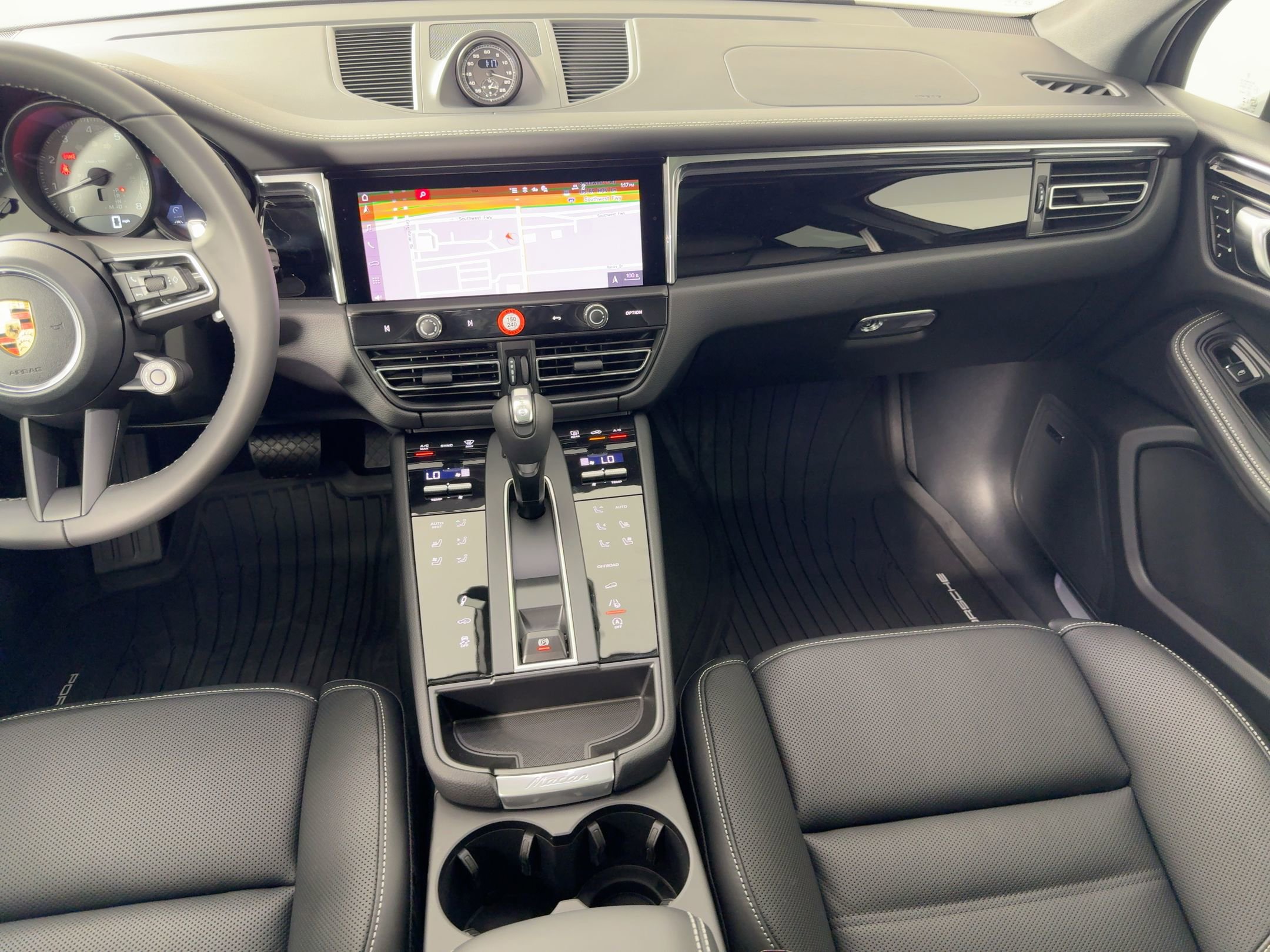 Used 2026 Porsche Macan S image 28