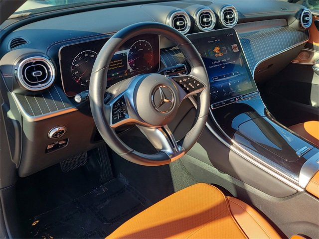 Used 2023 Mercedes-Benz GLC 300 4MATIC w/ Exclusive Trim Package image 23