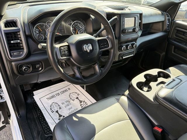 Used 2022 RAM 5500 Tradesman RWD image 17