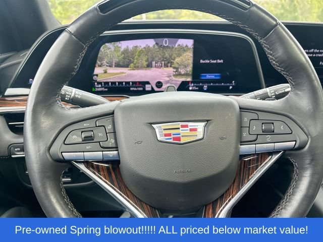 Used 2023 Cadillac Escalade Premium Luxury w/ Performance Package AWD/4WD image 18