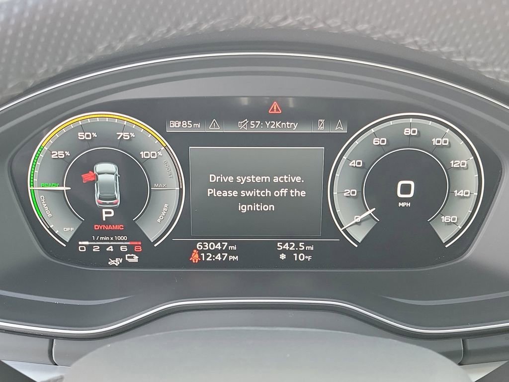 Used 2024 Audi Q5 e Prestige w/ Prestige Package image 29