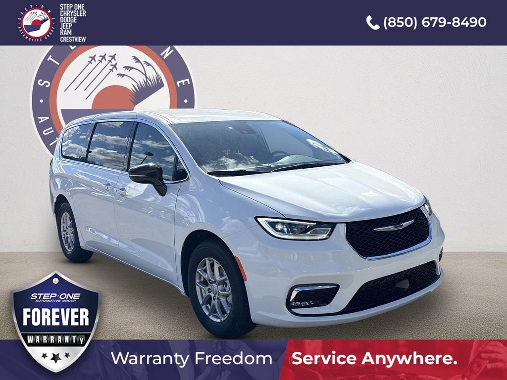 New 2026 Chrysler Pacifica Select