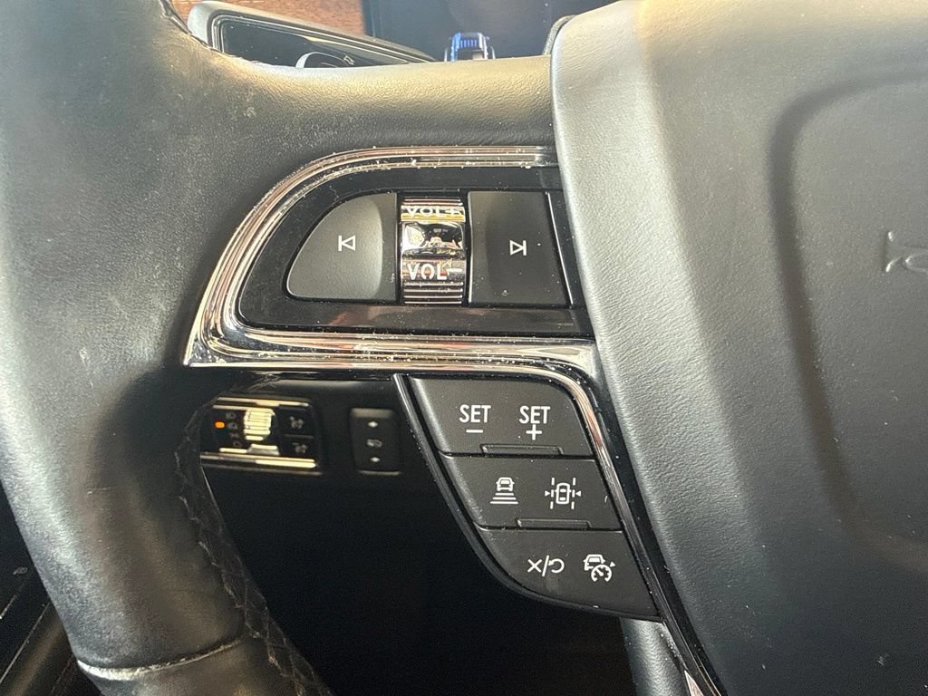 Used 2023 Lincoln Navigator Black Label AWD/4WD image 15