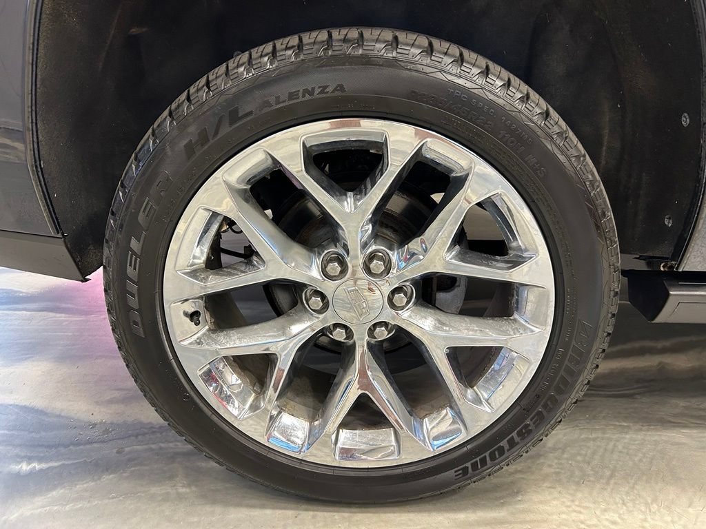 Used 2017 Cadillac Escalade Premium Luxury AWD/4WD image 24