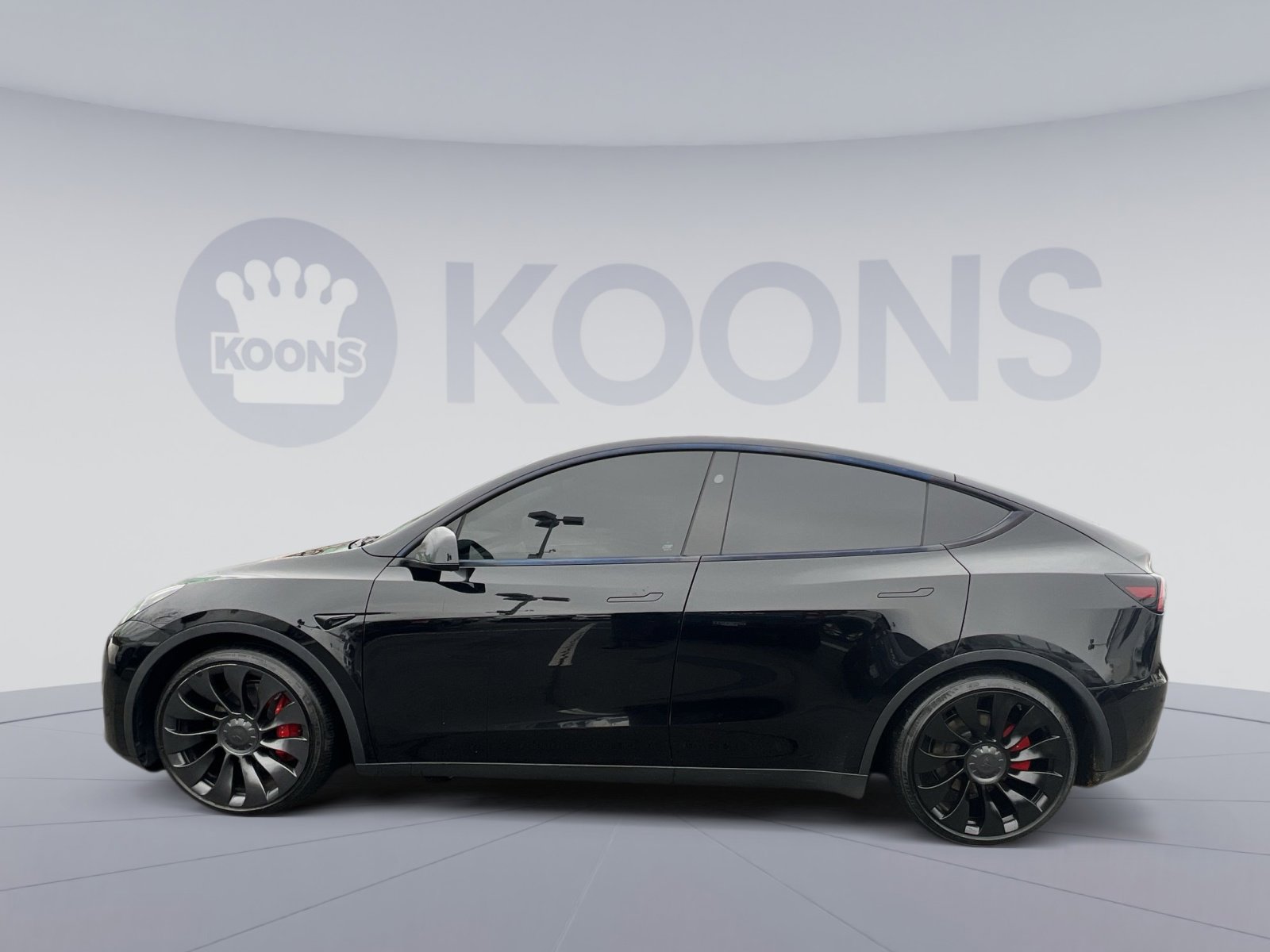 Used 2023 Tesla Model Y Performance image 2