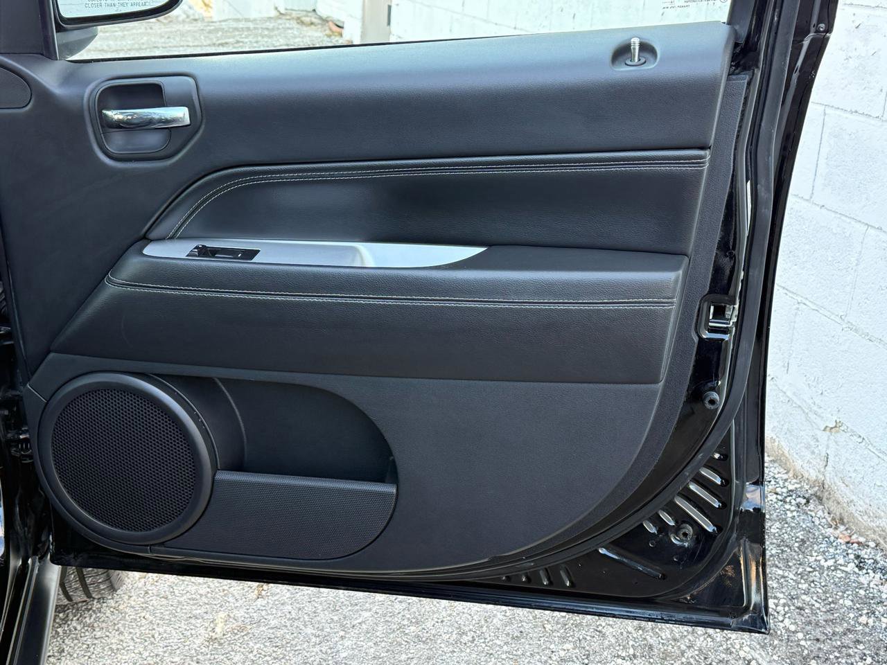 Used 2017 Jeep Compass High Altitude image 45